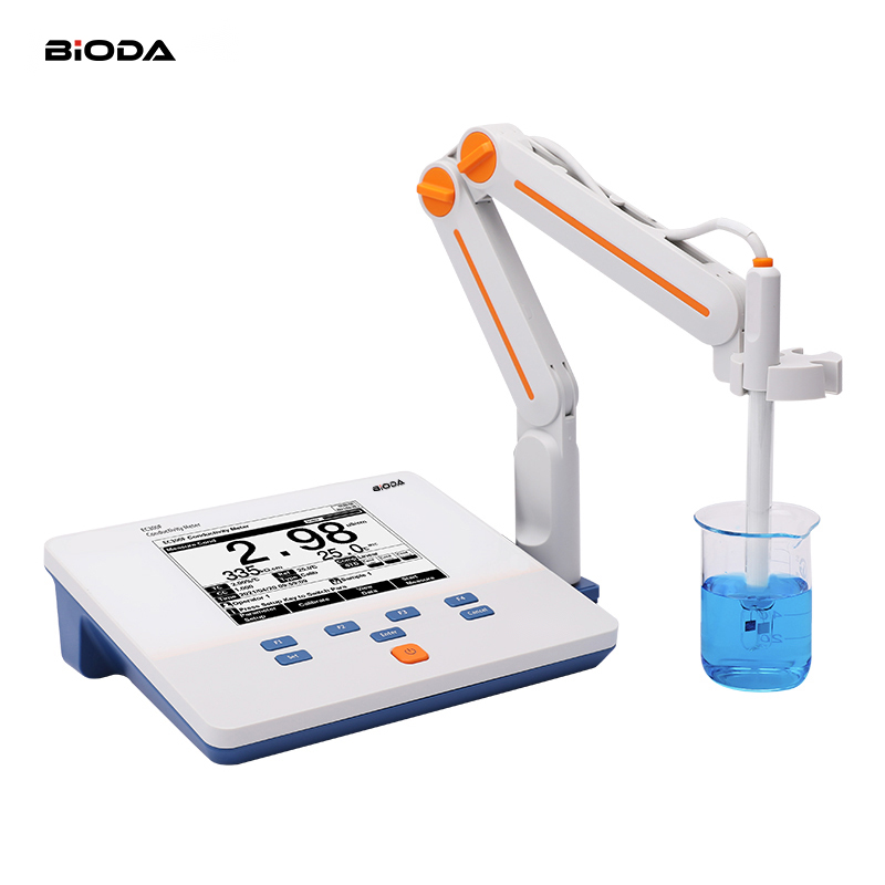 EC300F Benchtop Conductivity Meter